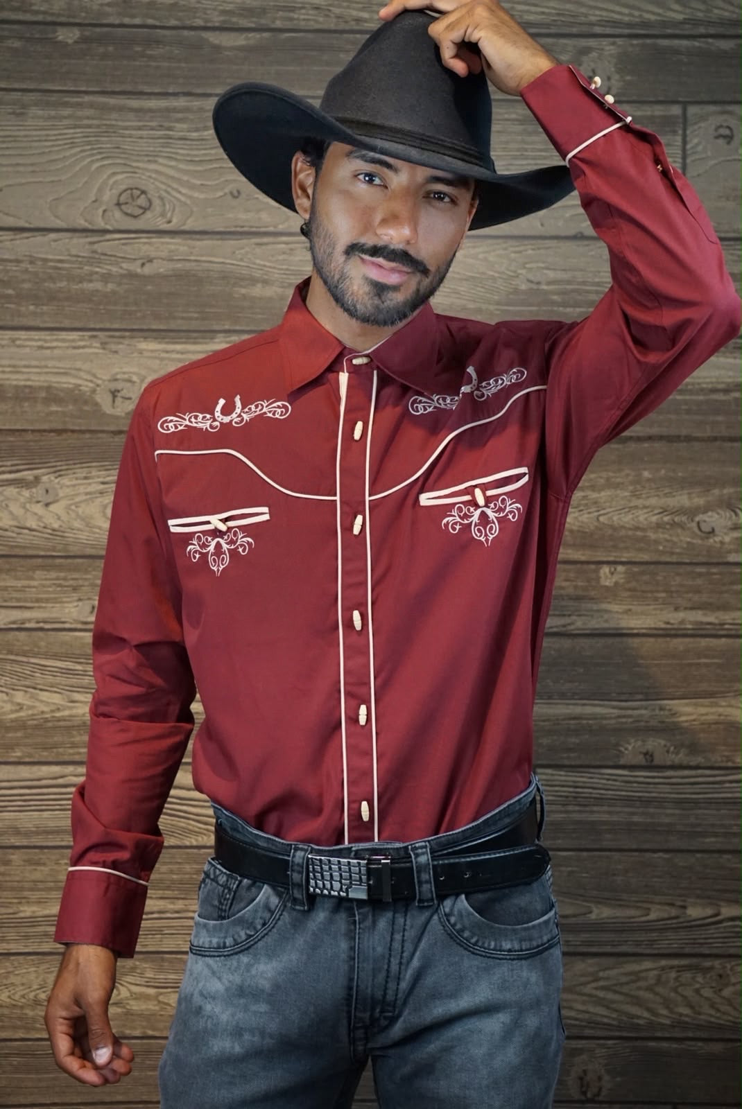 Camisa vaquera charra manga larga Agnor para caballero vino premium Mod. HAgCLVaq5