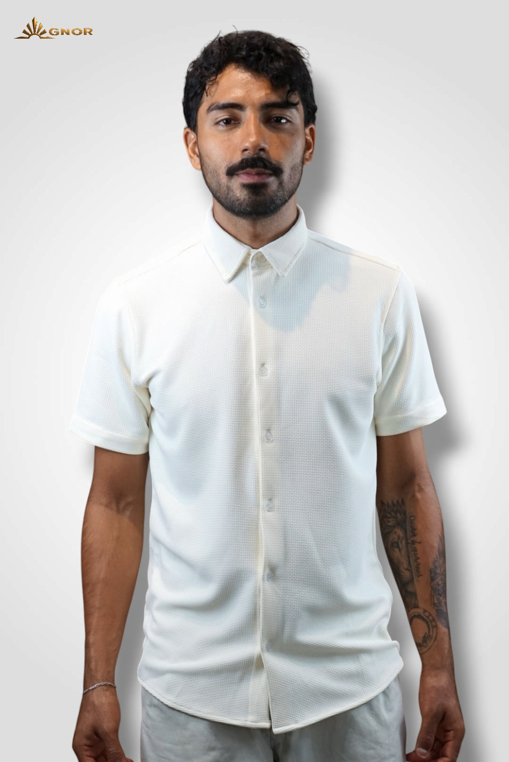 Playera cuello polo tipo camisa Agnor para caballero Hueso premium Mod. HAg41