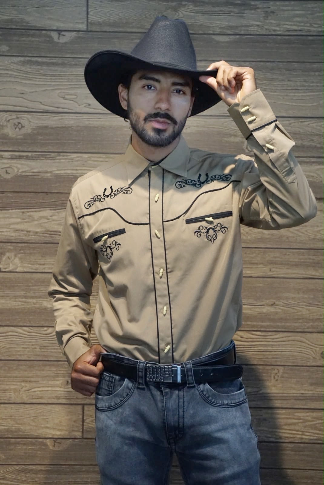 Camisa vaquera charra manga larga Agnor para caballero camel premium Mod. HAgCLVaq5
